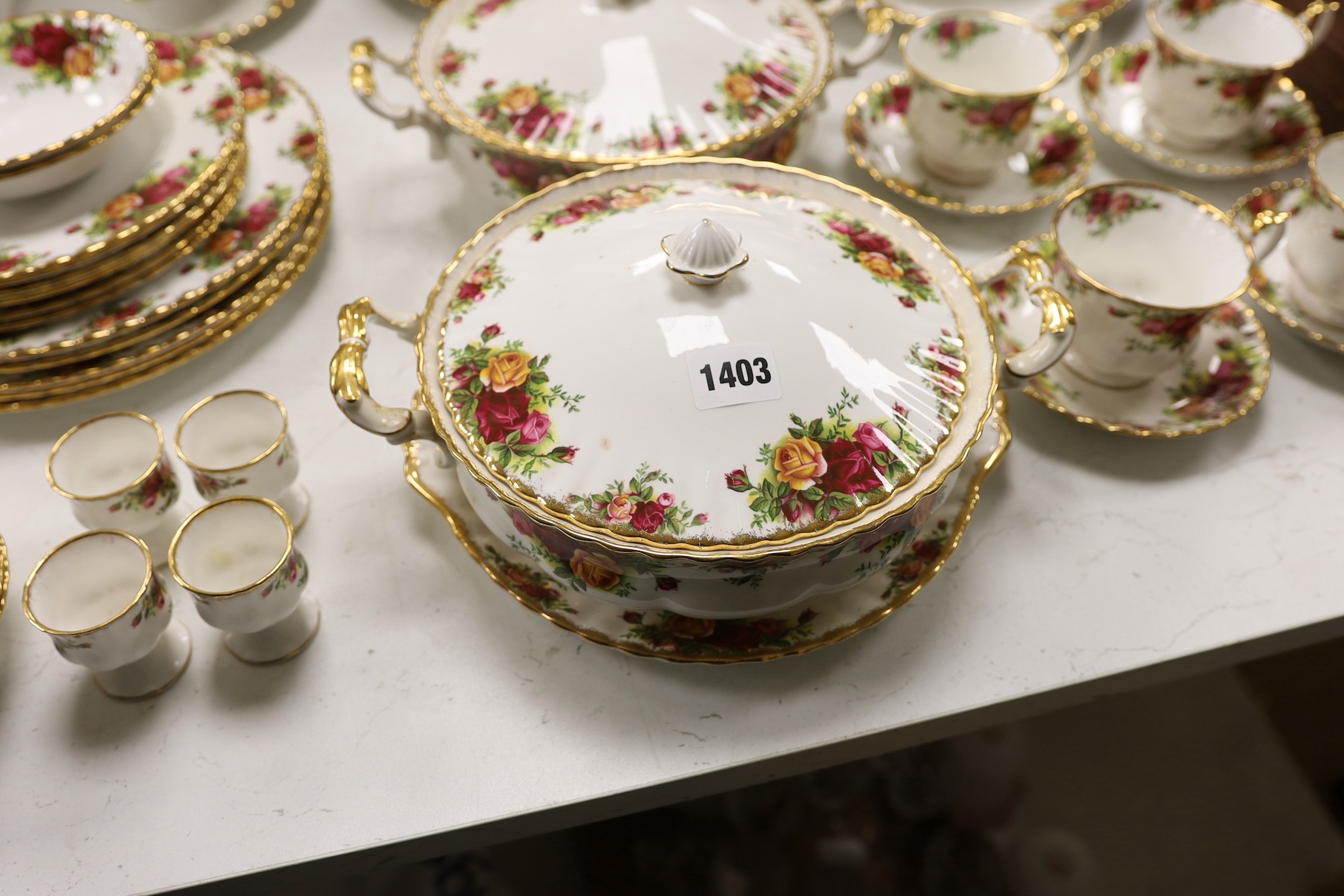 A Royal Albert Old country Roses tea, coffee and dinner service